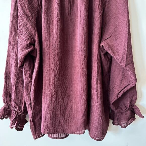 Torrid Maroon Stripe Gauze Lace Up Peasant Top size 3 - Picture 8 of 16